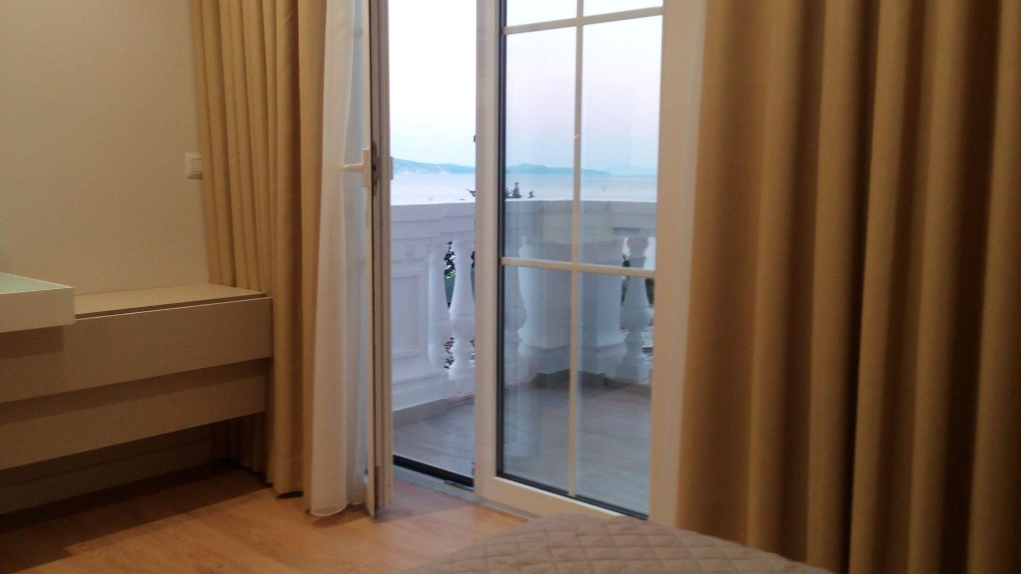 Hotel Vila Kalcuni Σαράντα Εξωτερικό φωτογραφία