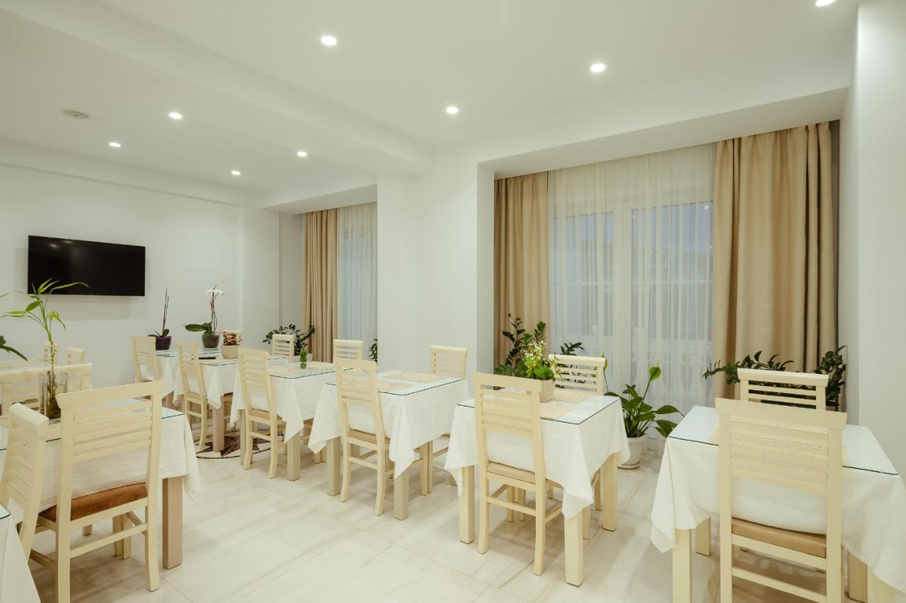 Hotel Vila Kalcuni Σαράντα Εξωτερικό φωτογραφία